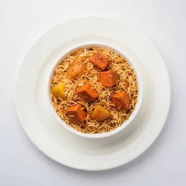 Kolkata-Style Aloo & Machli Biryani with Cucumber Raita